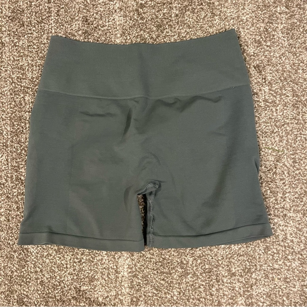 Charcoal Amplify Shorts